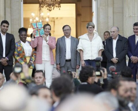 The alphabet of the Petro government's health reform project