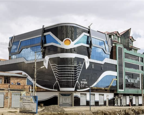 The “cholets” spread to Peru, Chile and Brazil