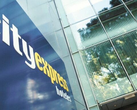 The hotel sector adapts to the new profile of post-pandemic travelers