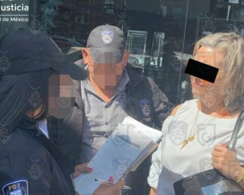 They arrest the sister of Christian Von Roehrich, former delegate of Benito Juárez