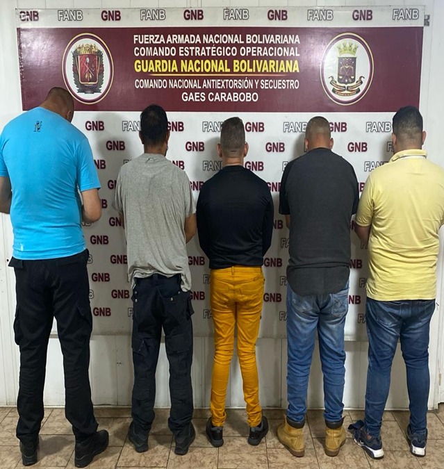 They arrested five policemen with weapons of war