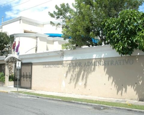 They ask the TSA to annul the Education ordinance on the production of new textbooks