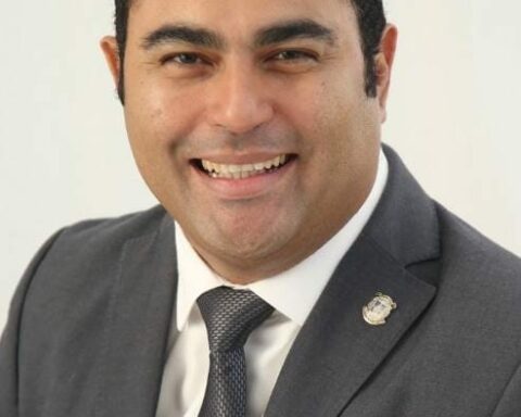 They deposit a project to instruct the titling of plots in Los Mina