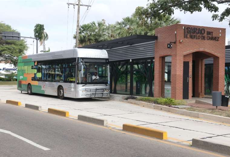 They inspect the BRT route and the Municipality awaits the judicial resolution to remove the cordons