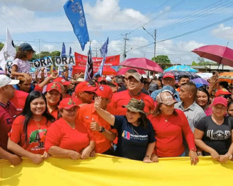 They marched against the sanctions and the blockade in Delta Amacuro