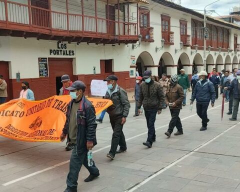 They protest in Huancavelica and demand the resignation of Dina Boluarte for new elections