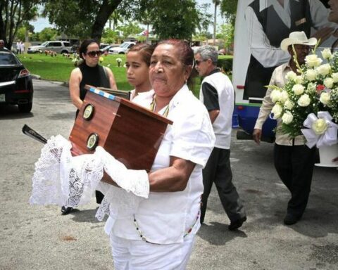 They remember the Cuban dissident Orlando Zapata Tamayo, who died in a hunger strike