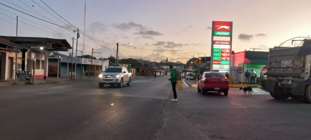 They send pipes with drinking water to residents of Carazo in response to complaints about shortages