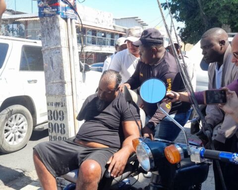 Trasladan implicado en muerte de pareja de La Guáyiga al Palacio de Justicia