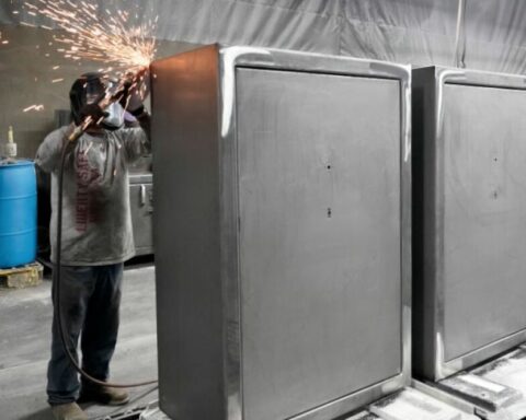 US industrial production stagnates in January