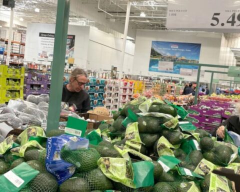 US inflation slows for seventh straight month to 6.4%