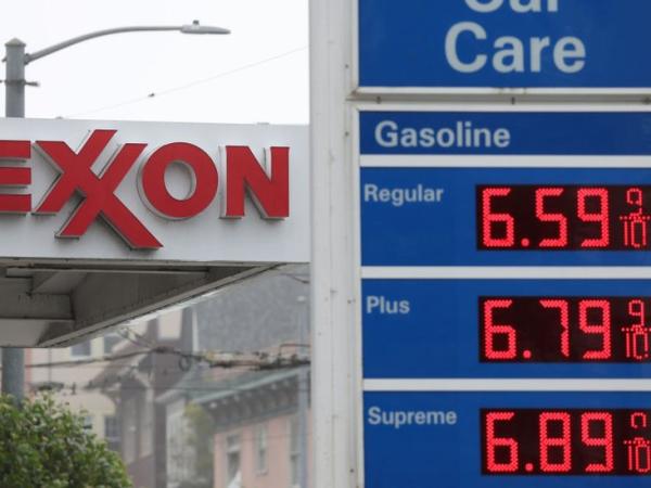 War in Ukraine: Outrage over record profits from Exxon and Shell