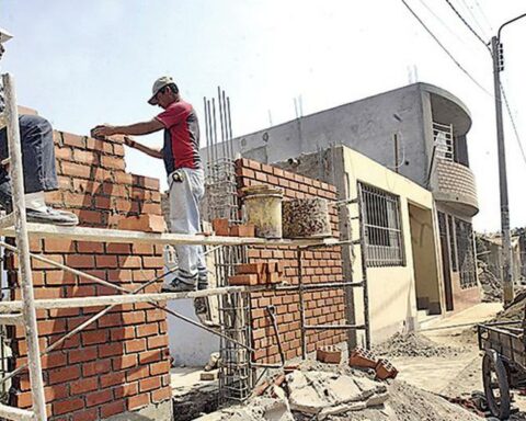 What are the risks of self-construction?