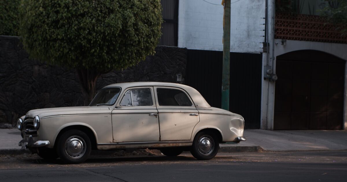 What cars do not circulate on Tuesday, February 21 in CDMX and EDOMEX?