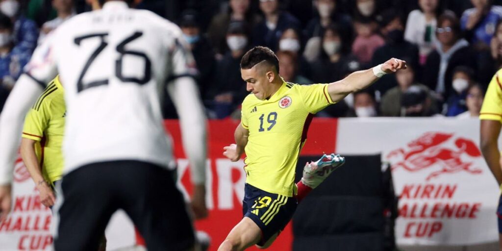 1-2: Santos Borré signs the Chilean comeback against Japan