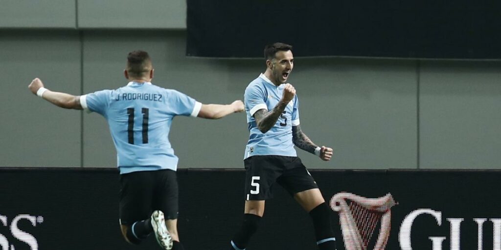 1-2: Uruguay claws a win against South Korea