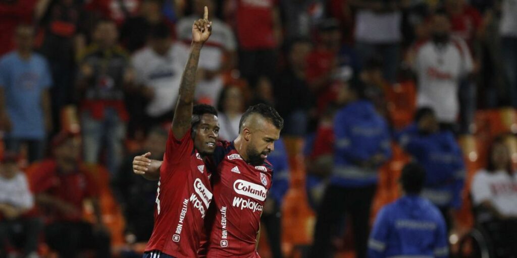 2-1: Monroy and Cambindo qualify Medellín