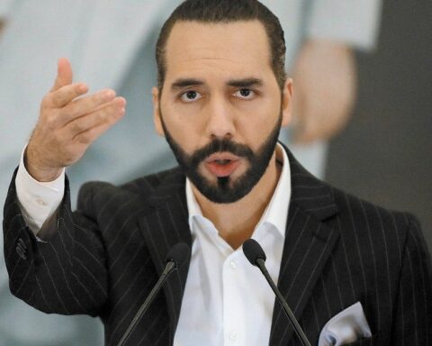 68.3% of Salvadorans are in favor of Bukele seeking re-election in 2024