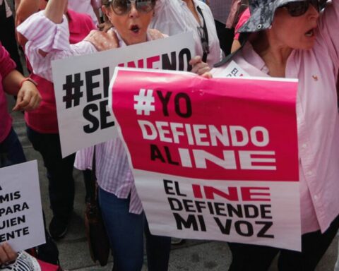 #8M: They commemorate women, but with the "Plan B" they block the way