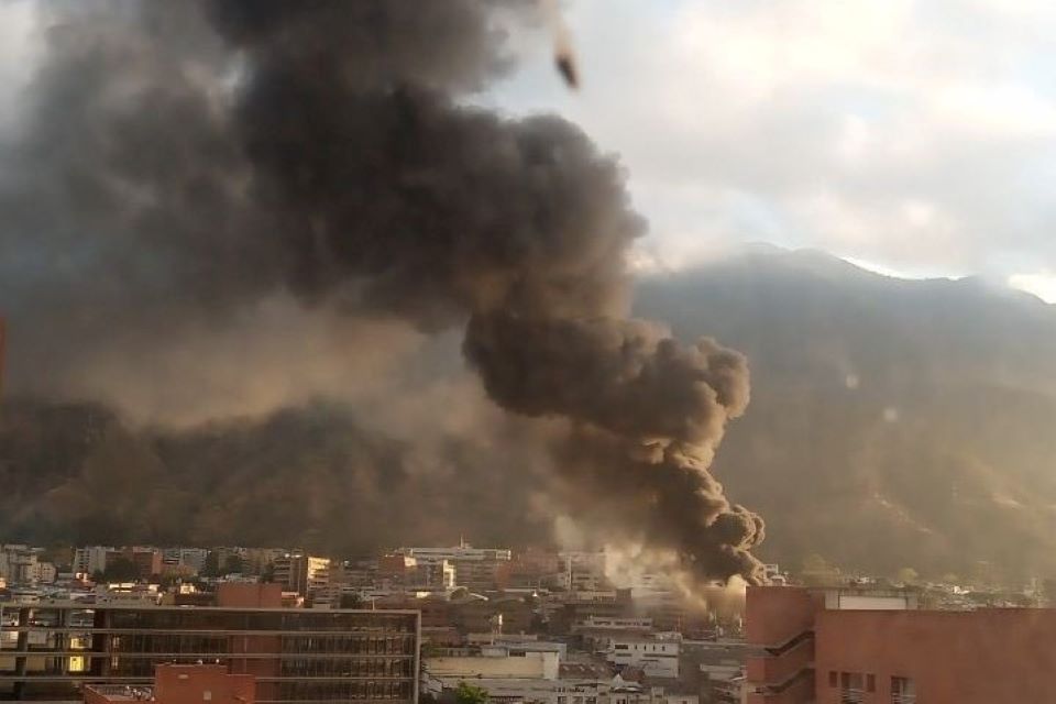 A fire in Boleíta Norte breaks out on the morning of this #21 Mar