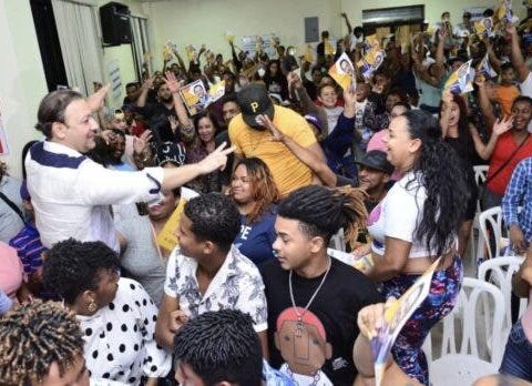 Abel Martínez: “Estamos preparados para impulsar la revolución juvenil que necesita RD”