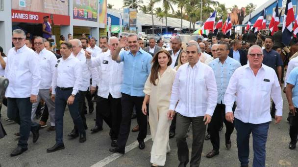 Abinader inaugurates the 2023 National Agricultural Fair