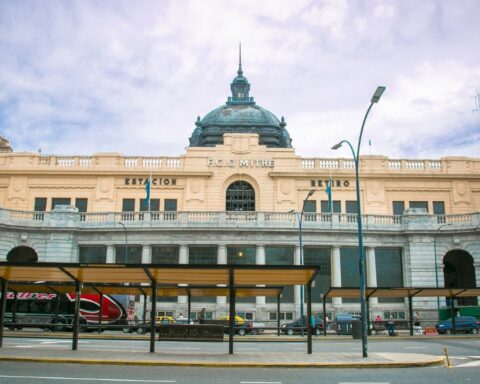 After the eviction of street vendors, this Monday the reordering works begin in Retiro