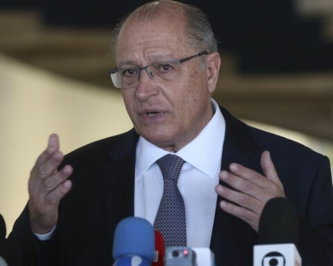 Alckmin says tax reform has to be done this year