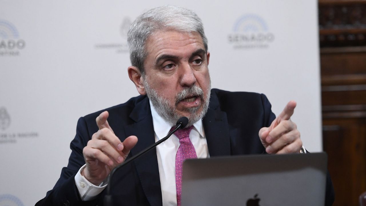 Aníbal Fernández travels to Rosario to implement the new security plan