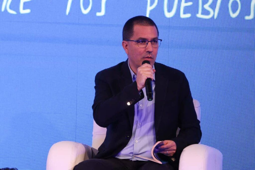 Arreaza highlights popular power as a pillar to promote the Revolution