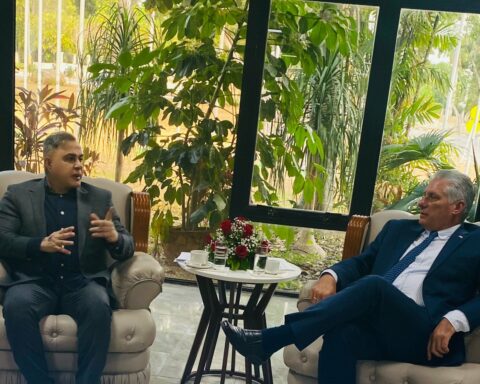 Attorney General Saab held a meeting with the President of Cuba