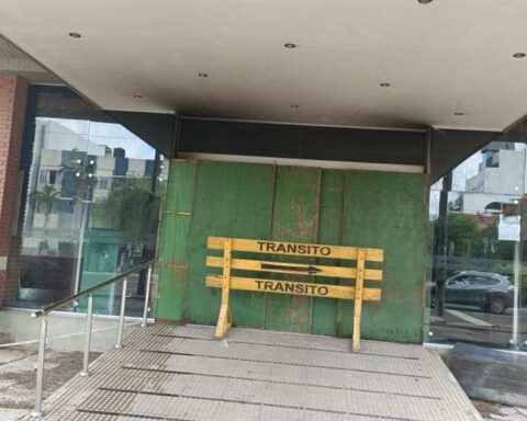 Authorities of the Mayor's Office request guarantees to enter the Government building