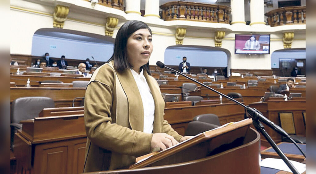 Betssy Chávez: PJ asks Congress to reformulate the request to prevent her from leaving