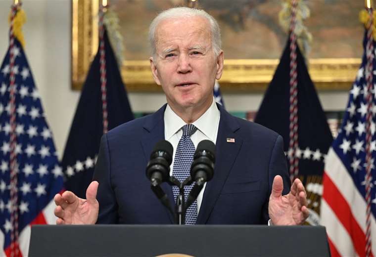 Biden defends US banking system after bankruptcies, amid contagion fears