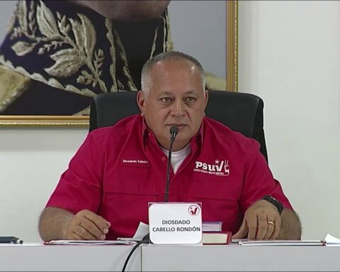 Cabello on the fight against corruption: "Whoever falls, we are going to face them"