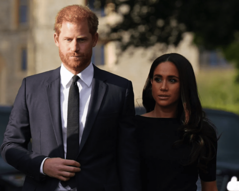 Carlos III 'evicts' Enrique and Meghan from residence in the United Kingdom