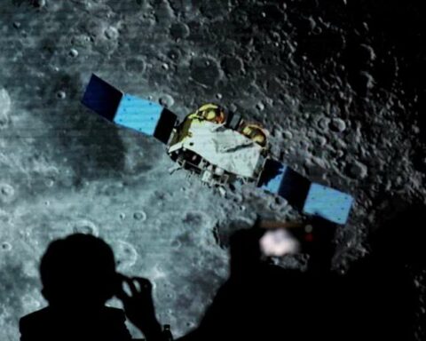 Chinese researchers reveal that crystal spheres on the Moon store large amounts of water