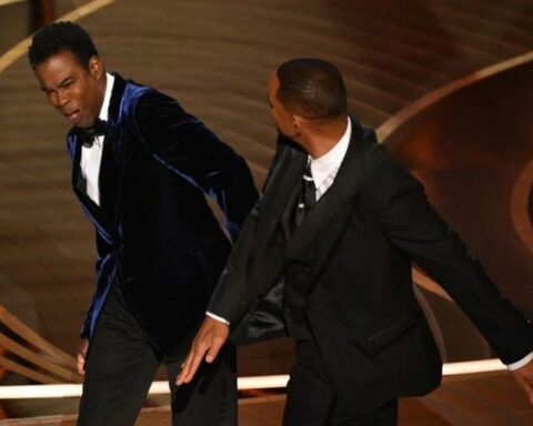 Chris Rock talks a year later about Will Smith: "I'm not a victim"