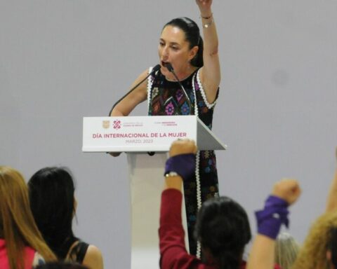 Citizens of the capital are divided between voting or not for Sheinbaum as president in 2024