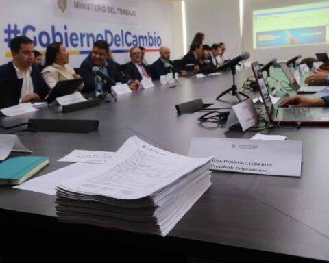 Colpensiones would take 90% of affiliates to private funds