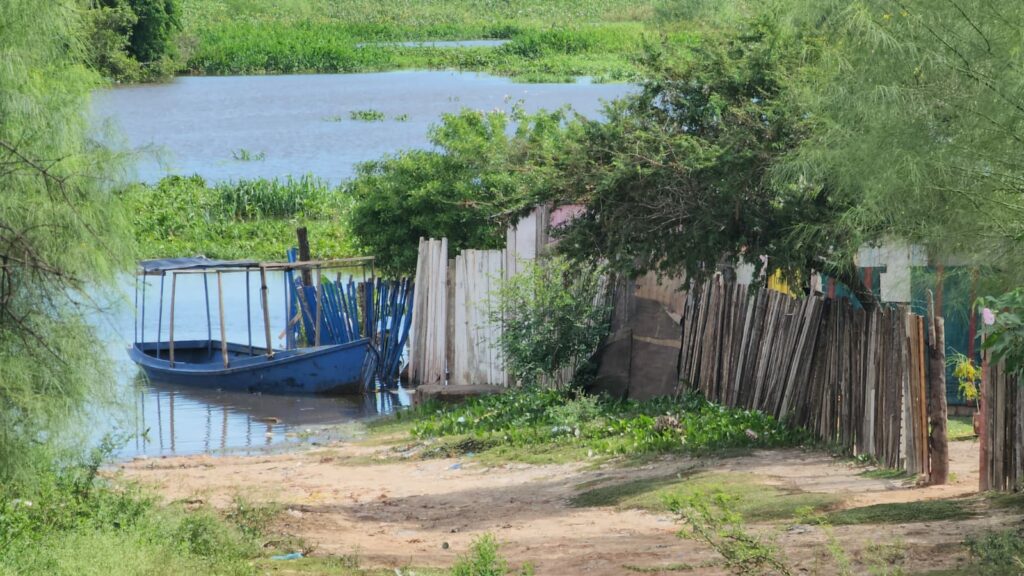 Concepción: Río Paraguay grew 20 cm in one day, a neighborhood did not receive help