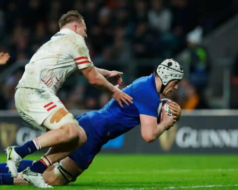 Devastating France blushes England at Twickenham