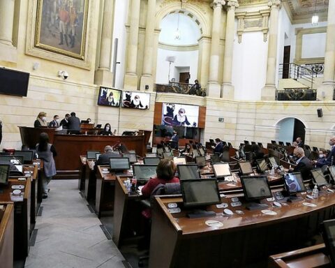 Development Plan will include greater investment in airports in border areas