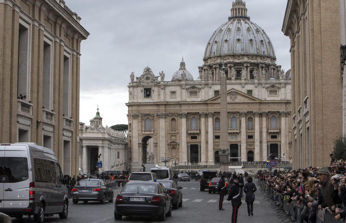 Diplomats: "Break with the Vatican will bring more isolation to the regime"