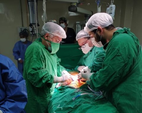 FCM UNA medical team successfully carries out a new kidney transplant