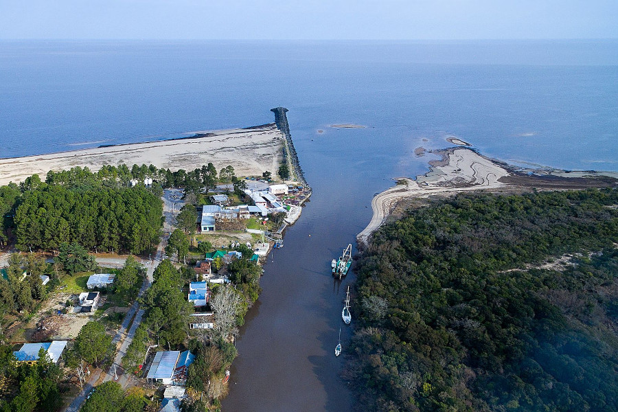 "Fecal matter in abundance" was thrown into the Arroyo Cufré causing serious contamination