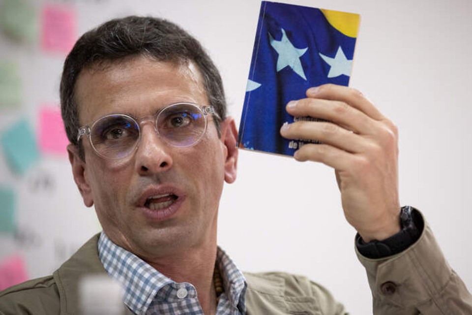 "Forcefulness" of Capriles within PJ swept away internal regulations on candidacy