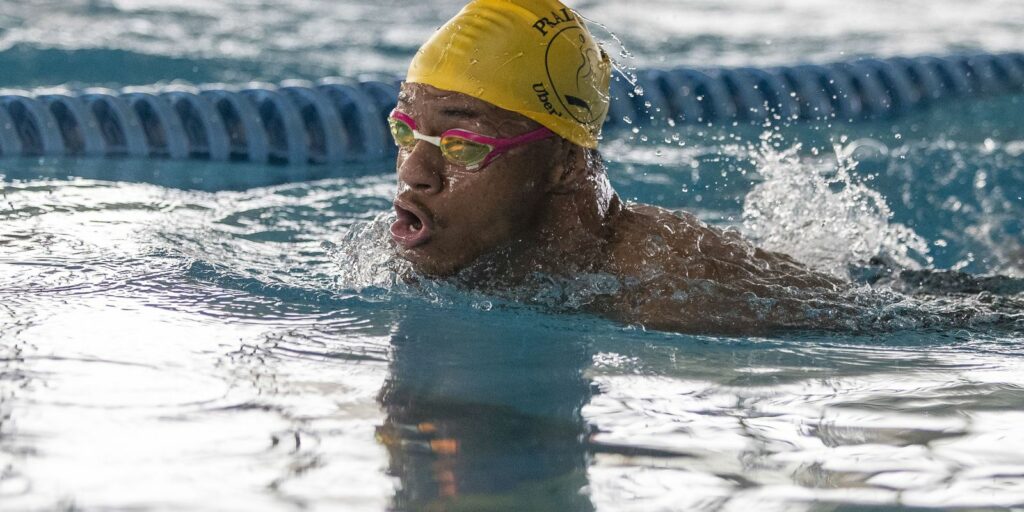 Gabriel Araújo breaks world record in the 50-meter butterfly class S2