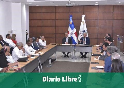 Government announces salary increase of 19% to the minimum