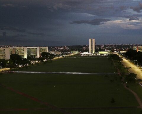 Government confirms proposal of 9% readjustment to federal servants